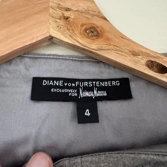 Diane Von Furstenberg Gray Wool Dress - Picture 4 of 6